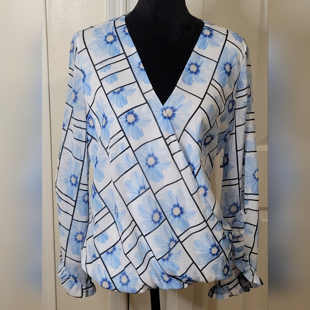 Alfani Women's Faux Wrap Floral Scalloped Sleeves Blouse Top Blue/White Size L